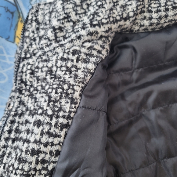 Mondetta Winter Jacket - Picture 8 of 16